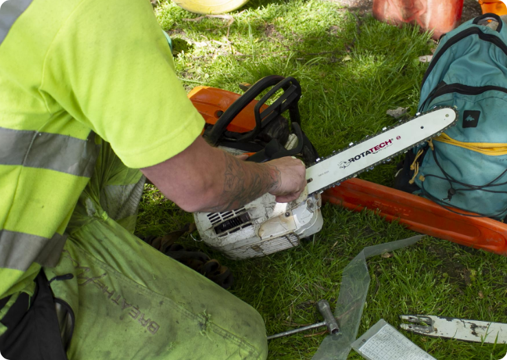 rotatech white chainsaw